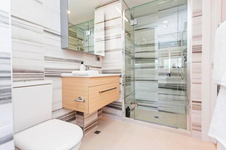 Spacious One Bedroom Apartment In Newmarket Auckland Bagian luar foto